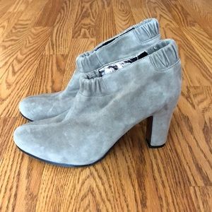 JCrew Women’s gray booties